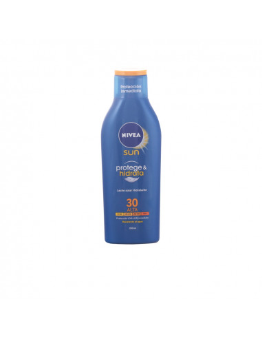 NIVEA Hydraterende Zonnebrandmelk Beschermt & Hydrateert SPF30 200 ml